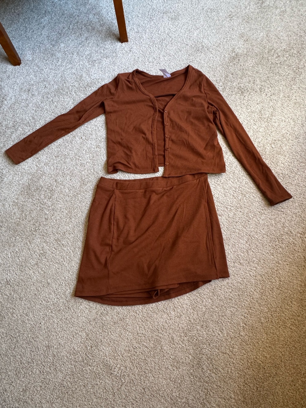 Rachel Brown Ribbed Long-Sleeve Button Crop Top